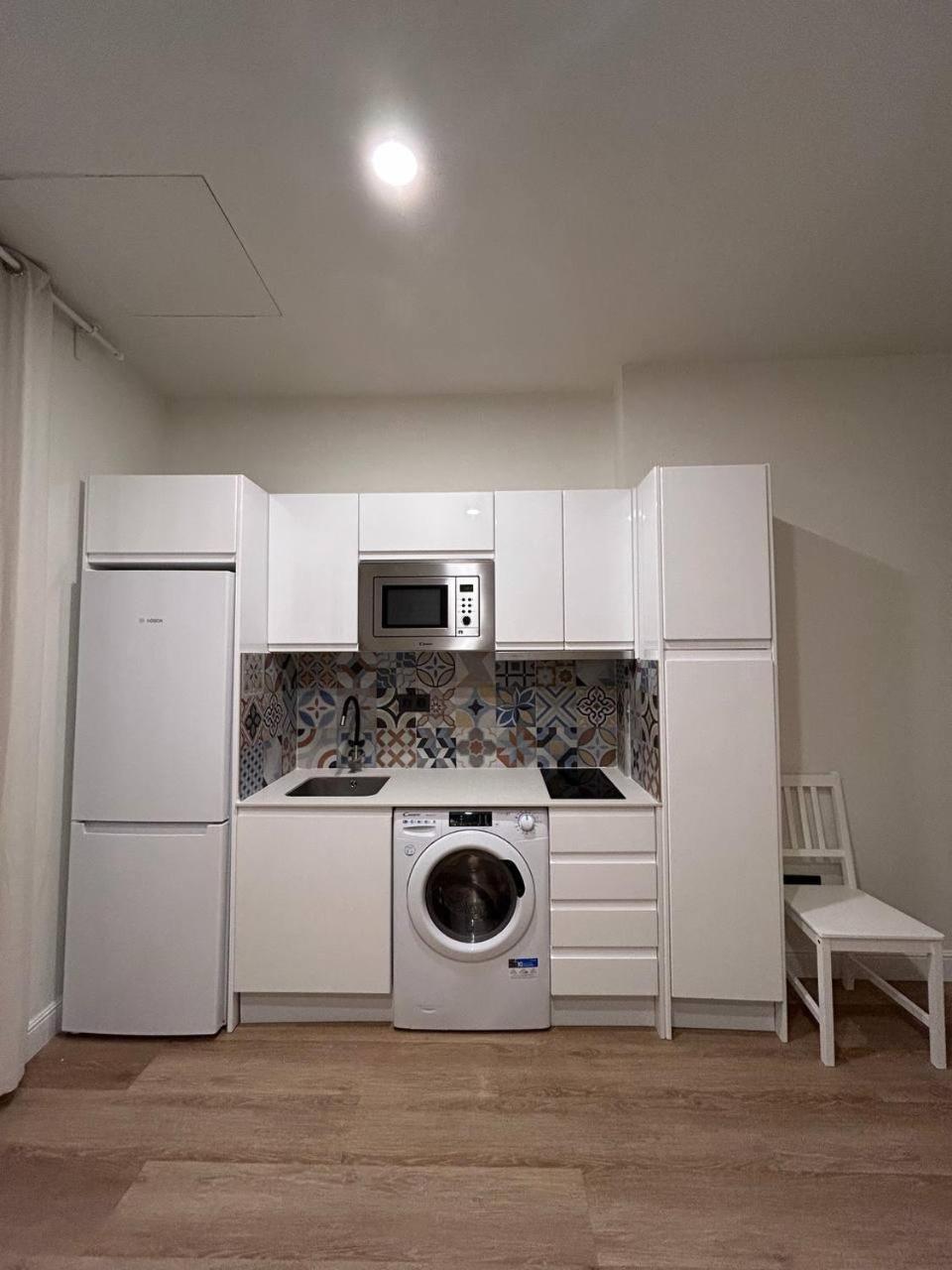 2 Privadas Con 1 Bano Privado, Salon Y Cocina Apartment Bilbao